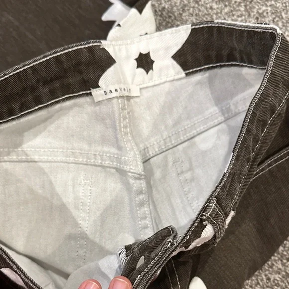 Fresh as a Daisy Pant - Picture 8 of 8